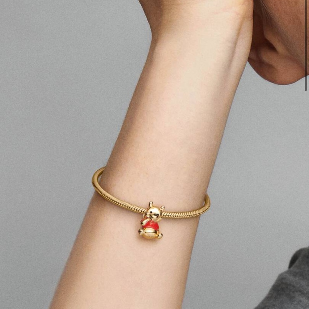 Disney x Pandora Winnie the Pooh Gold Bracelet charm